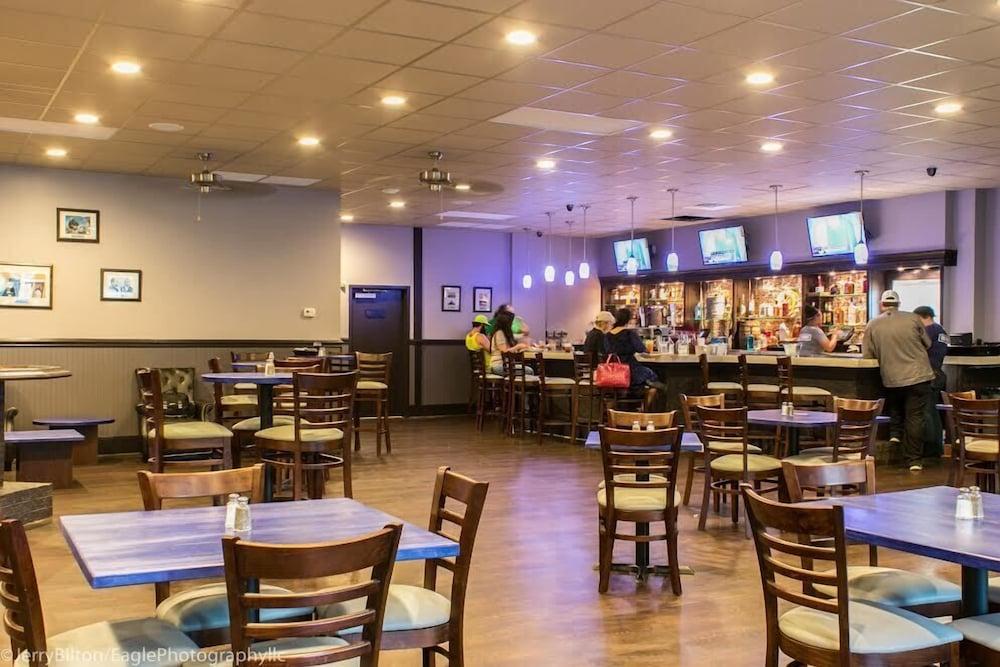 速8酒店，西哥伦比亚机场 外观 照片